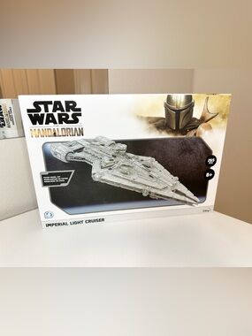 NWT 4D Cityscape Star Wars 3D Paper Model Kits Imperial Light Cruiser 8+